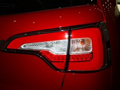 2013款 2.4L 自动 舒适版 7座