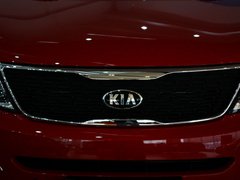 2013款 2.4L 自动 舒适版 7座