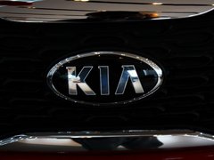 2013款 2.4L 自动 舒适版 7座