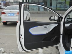 荣威e50 2013款  电动车