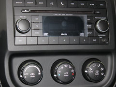 2013款 2.4L CVT 都市版 5座
