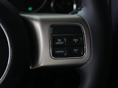2013款 2.4L CVT 都市版 5座