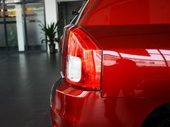 2013款 2.4L CVT 运动版 5座