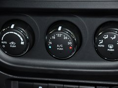 2013款 2.4L CVT 运动版 5座