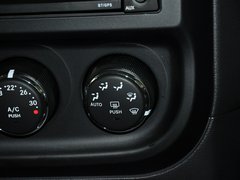 2013款 2.4L CVT 运动版 5座