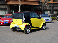2012款 1.1L AMT 尊貴型