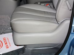 2013款 2.2T 自动 VQ-R舒适版 7座