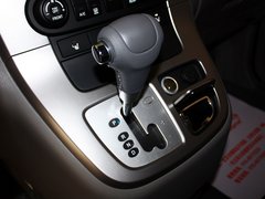 2013款 2.2T 自动 VQ-R舒适版 7座