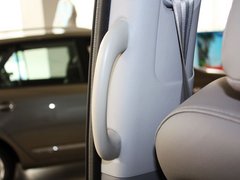 2013款 2.2T 自动 VQ-R舒适版 7座