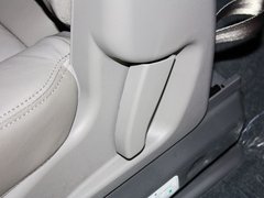 2013款 2.2T 自动 VQ-R舒适版 7座
