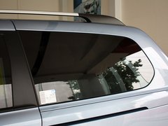 2013款 2.2T 自动 VQ-R舒适版 7座