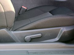 2013款 3.7L 自动 标准型