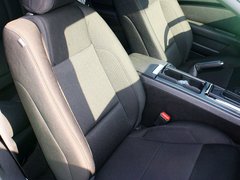 2013款 3.7L 自动 标准型