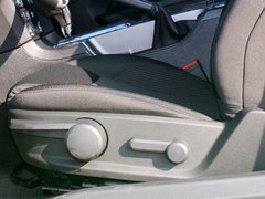 2013款 3.7L 自动 标准型