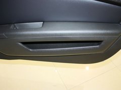 2013款 3.7L 自动 标准型