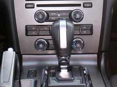 2013款 3.7L 自动 标准型