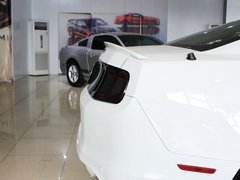 2013款 3.7L 自动 标准型