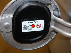2013款 3.7L 自动 标准型