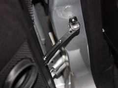 2013款 3.7L 自动 标准型