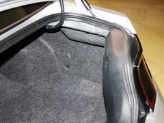 2013款 3.7L 自动 标准型