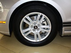 2013款 3.7L 自动 标准型