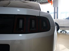 2013款 3.7L 自动 标准型