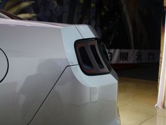 2013款 3.7L 自动 标准型