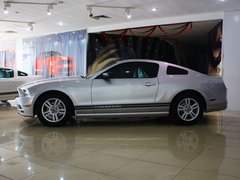 2013款 3.7L 自动 标准型