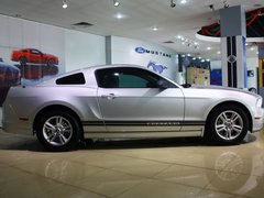 2013款 3.7L 自动 标准型