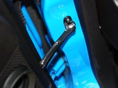 2013款 3.7L 自动 标准型