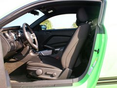 2013款 3.7L 自动 标准型