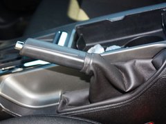 2013款 3.7L 自动 标准型