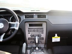 2013款 3.7L 自动 标准型