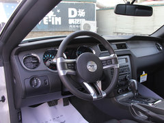 2013款 3.7L 自动 标准型