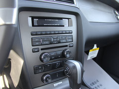 2013款 3.7L 自动 标准型