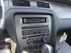 2013款 3.7L 自动 标准型
