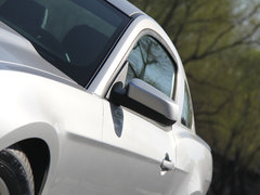 2013款 3.7L 自动 标准型