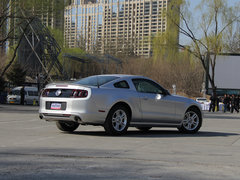 2013款 3.7L 自动 标准型