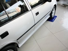 2012款 1.3L 手动 致富版