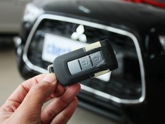 2013款 2.0 自动 两驱豪华版 5座