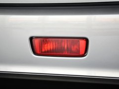 2013款 2.0 自动 两驱豪华版 5座