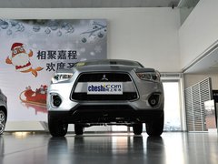2013款 2.0 自动 两驱豪华版 5座