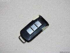 2013款 2.0 自动 两驱豪华版 5座