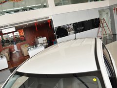 2013款 2.0 自动 两驱豪华版 5座