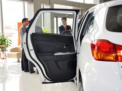 2013款 2.0 自动 两驱豪华版 5座