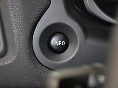 2013款 2.0 自动 两驱豪华版 5座