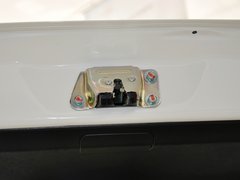 2013款 2.0 自动 两驱豪华版 5座