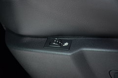 2013款 1.6T 自动 THP至尚版 5座
