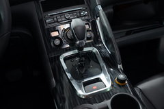 2013款 1.6T 自动 THP至尚版 5座