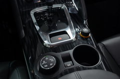 2013款 1.6T 自动 THP至尚版 5座